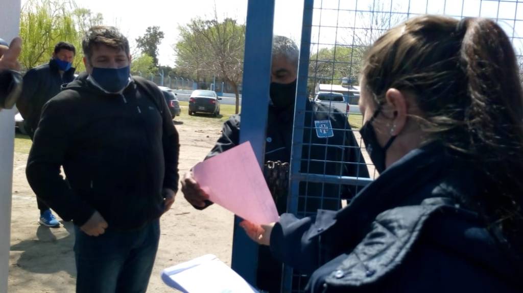 Estudiantes de Río Cuarto, multado por «incumplir» el&nbsp;aislamiento