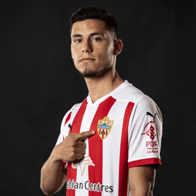 Almería hizo oficial la llegada de&nbsp;Robertone