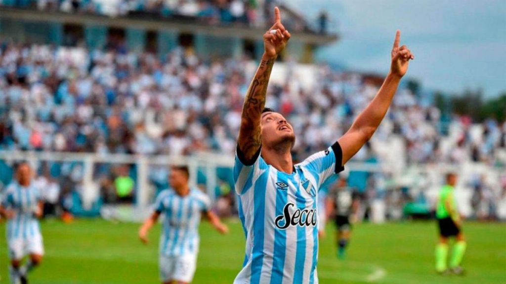 Newell’s refuerza su&nbsp;defensa