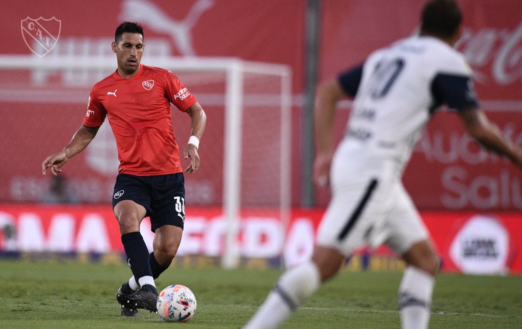 El Rojo de Falcioni sigue sin gustar pero&nbsp;gana