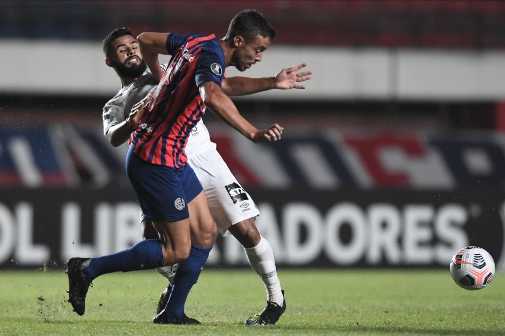 Holan le amargó la noche a San&nbsp;Lorenzo