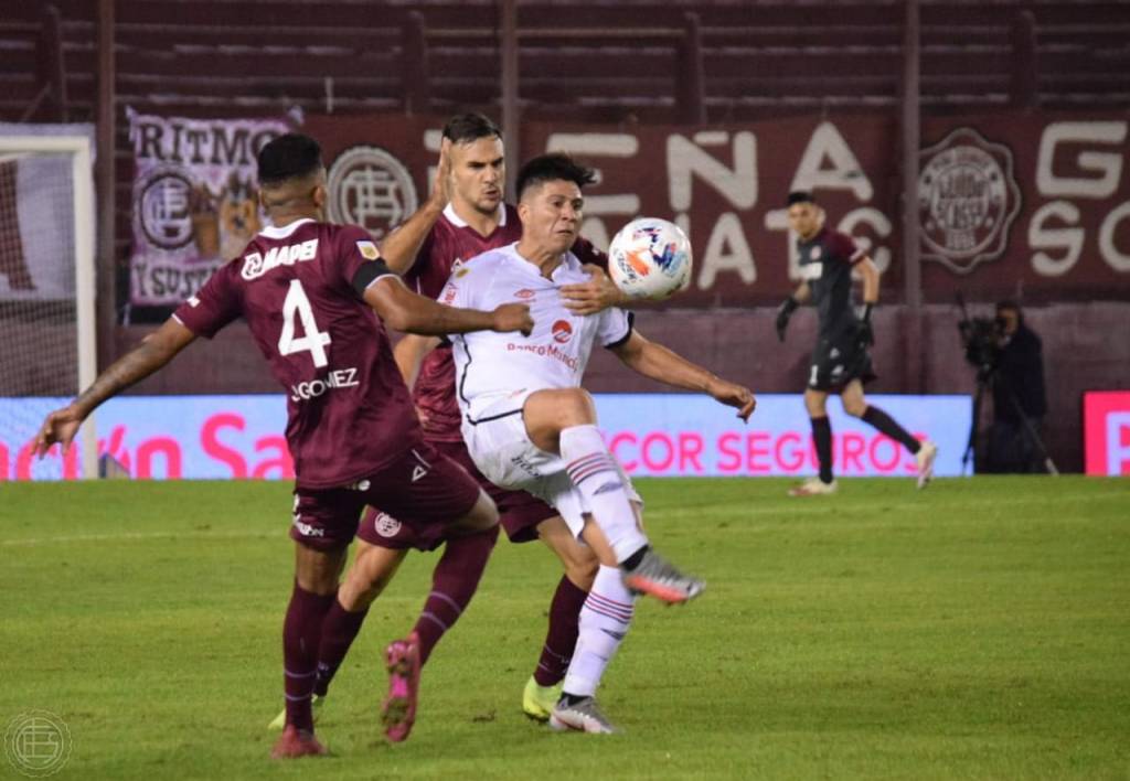 Primer triunfo del Mono Burgos en&nbsp;Newell’s