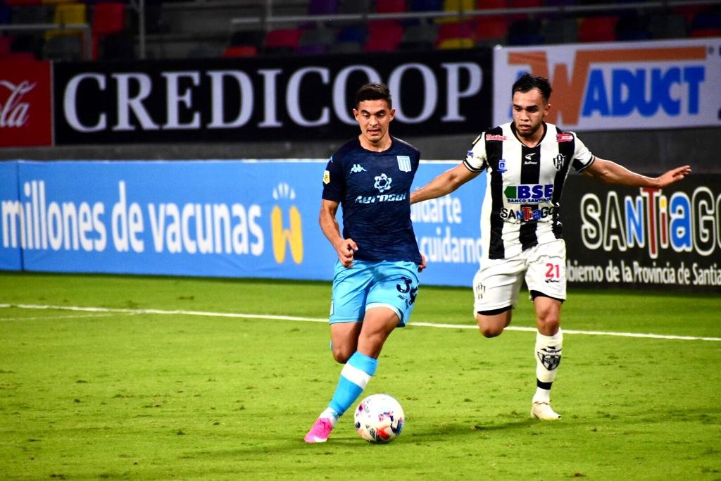 Caída sin atenuantes de Racing en&nbsp;Santiago