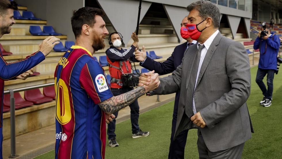 ¿Messi se queda en Barcelona hasta después del Mundial?