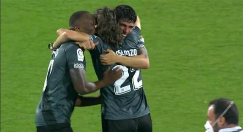 Un ex Boca complicó la llegada de Advíncula al&nbsp;Xeneize