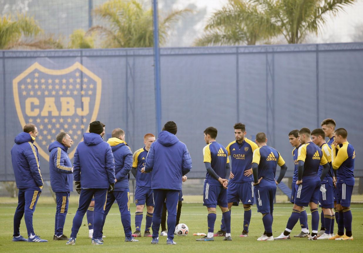 Russo probó el equipo titular que debutará en la Copa Libertadores