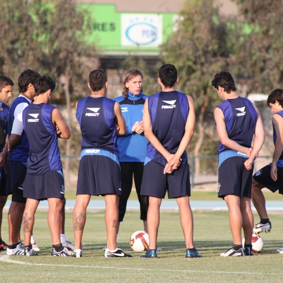Gareca ya comenzó a trabajar en Vélez