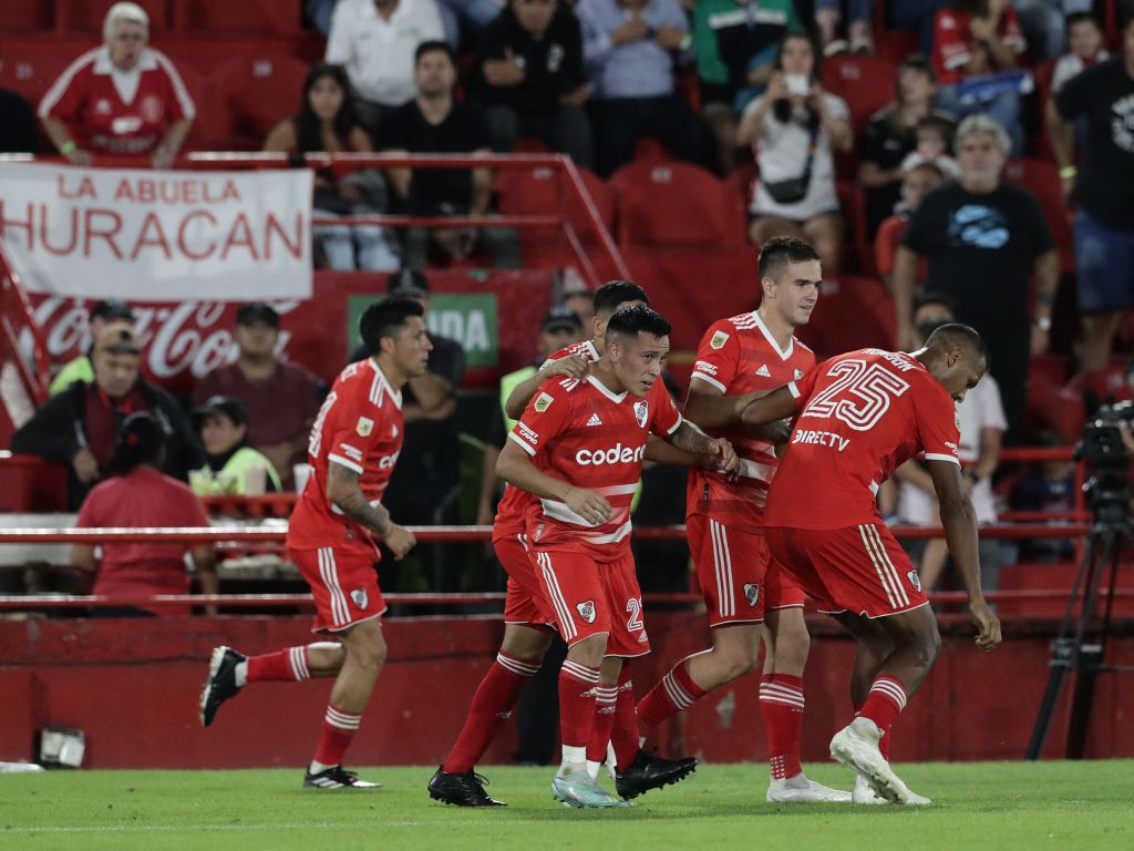 Goleada del Millonario en Parque Patricios para poner ventaja en la&nbsp;punta