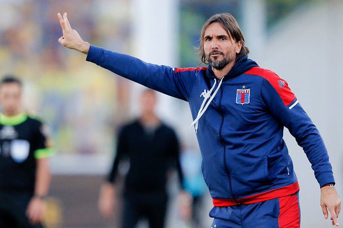 Atención Boca: Martínez se ofrece a sentarse a hablar con&nbsp;Riquelme