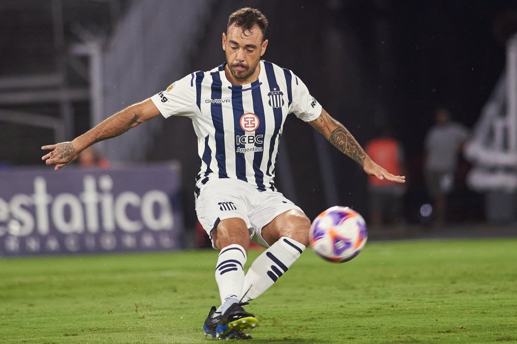 Barracas se hunde a costa de Talleres, que es escolta de&nbsp;River