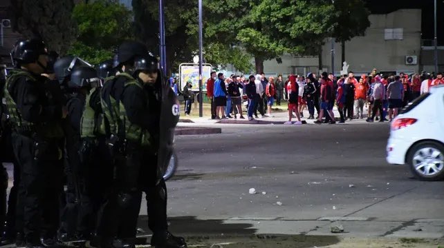 Disturbios y detenidos tras la derrota de Unión de Santa Fe